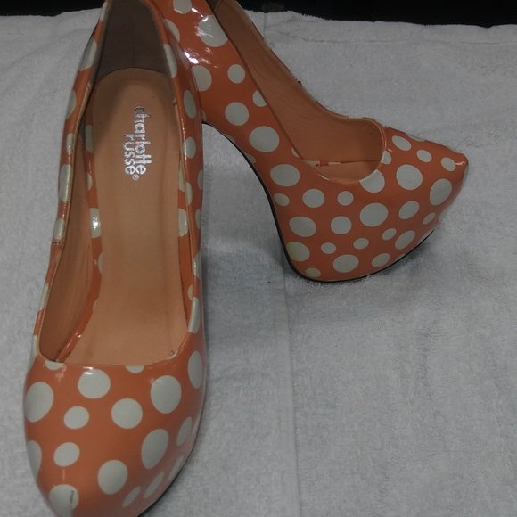 Charlotte Russ Retro High Heel Pump - Picture 2 of 2